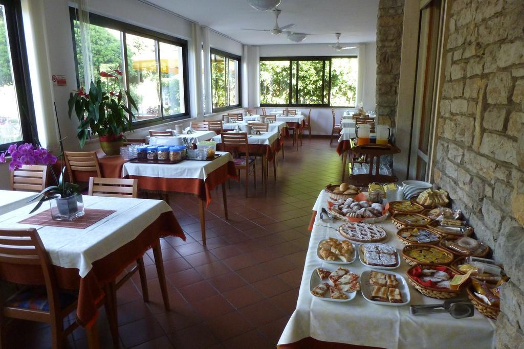 Alojamento de Acomodação e Pequeno-almoço Versilia