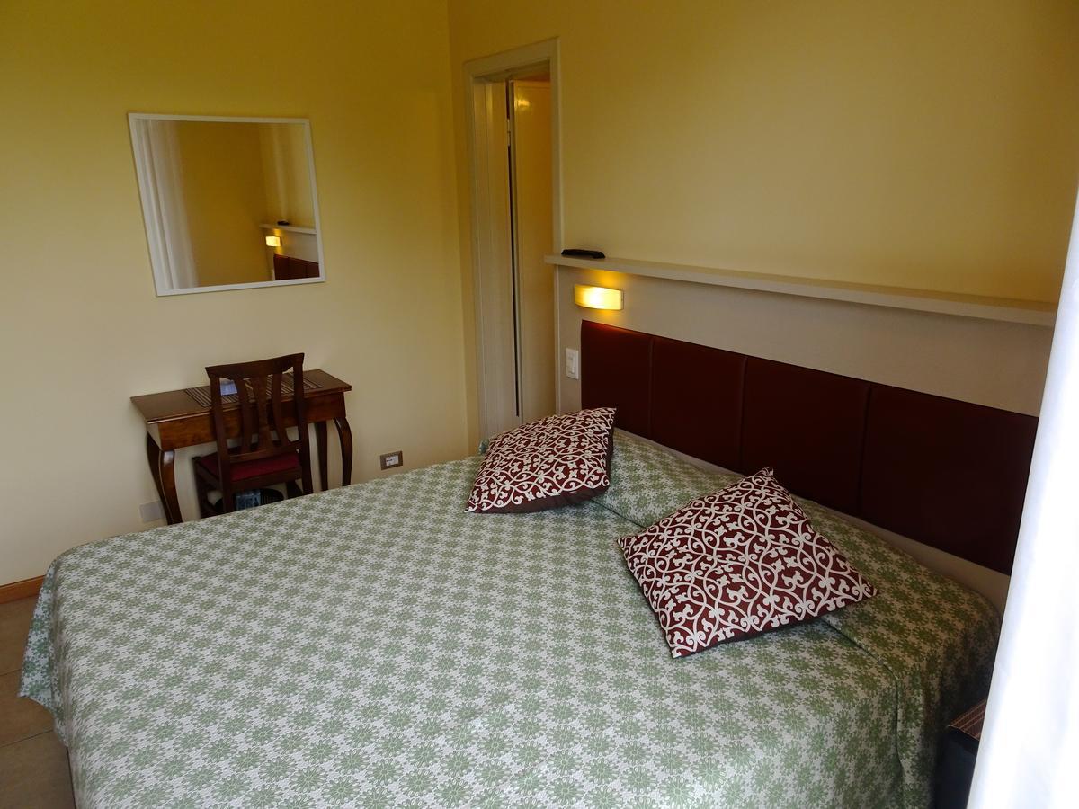 Versilia Bed & Breakfast Lido di Camaiore